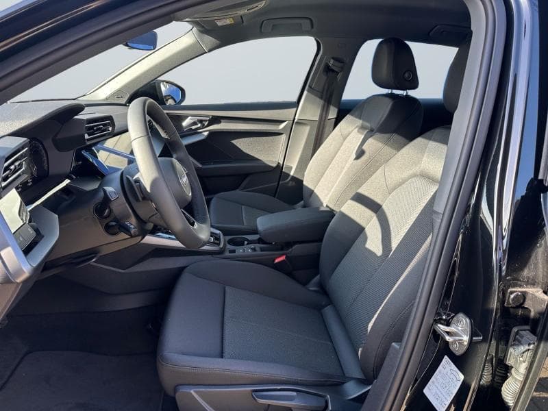 Audi A3 Sportback S-Line ext | 1.5 TFSIe 204 CV | Capteurs arr | GPS | Carplay | Sieges av chauffants | + kit hiver | kms evolutifs - 2