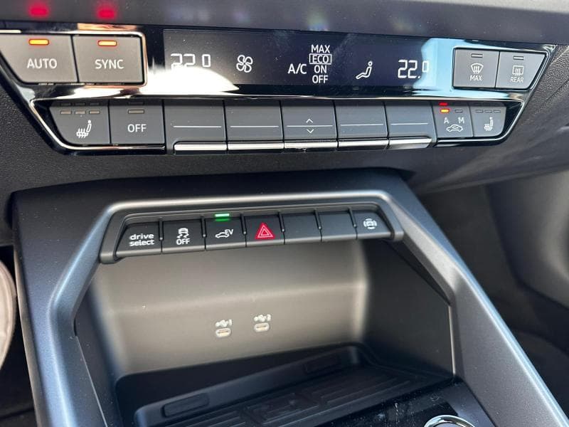 Audi A3 Sportback S-Line ext | 1.5 TFSIe 204 CV | Capteurs arr | GPS | Carplay | Sieges av chauffants | + kit hiver | kms evolutifs - 9