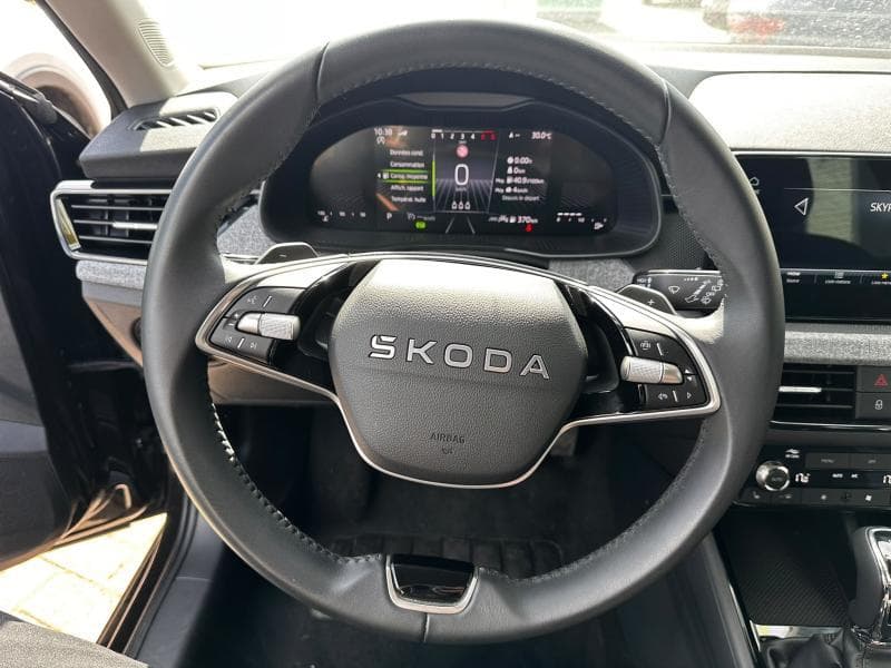 Skoda Kamiq Selection | 1.0 TSI 115cv | Carplay | Capteurs Av+Ar | Sièges Av chauffants | Clim auto - 26