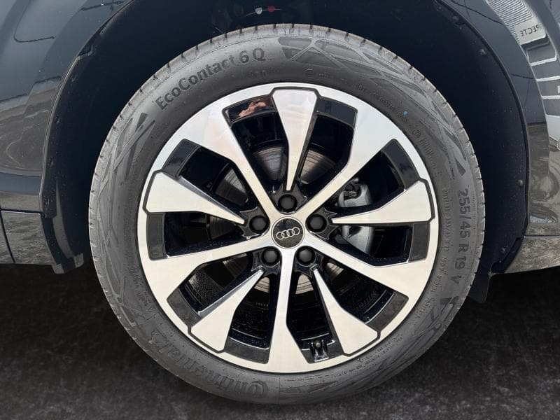 Audi Q3 Sportback - 8