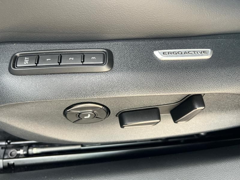 Volkswagen Passat R-Line | 1.5 HYBRID 204CH | Attelage | Harmon Kardon | Carplay | Cuir | - 23