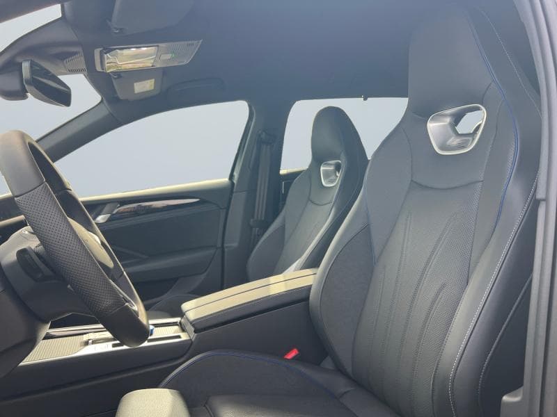 Volkswagen Passat R-Line | 1.5 HYBRID 204CH | Attelage | Harmon Kardon | Carplay | Cuir | - 15