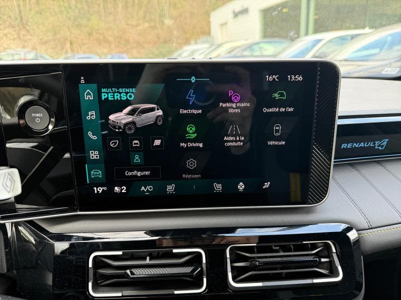 Renault R4 Dispo 04/08/26 100% Electrique Iconic - 16