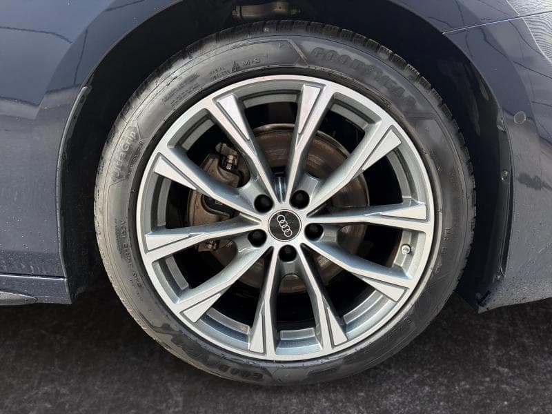 Audi A6 Avant - 8