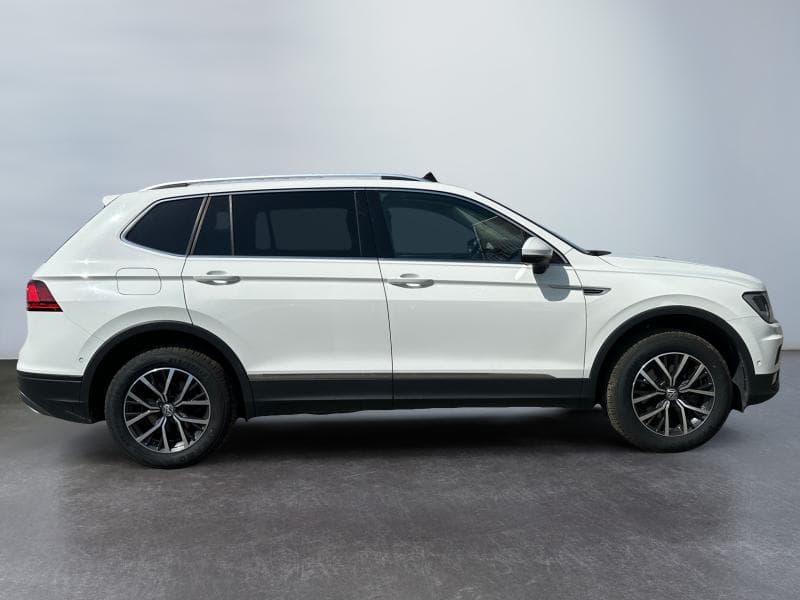 Volkswagen Tiguan Allspace Comfortline | 2.0 TDI 150CH | GPS | Toit pano | Carplay | Caméra360 | - 4