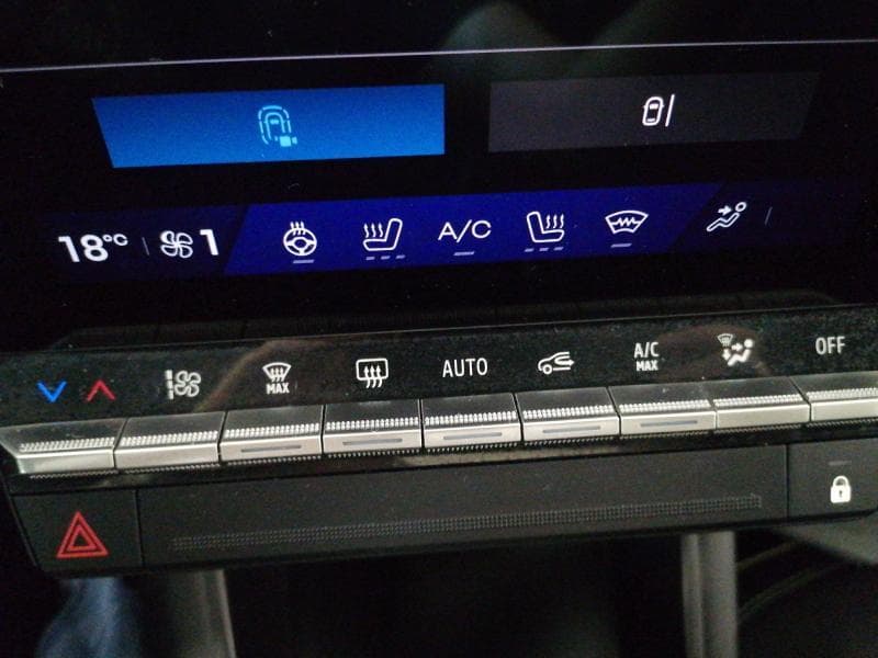 Renault Symbioz 1.6i E-TECH ICONIC 145 Hp - 32