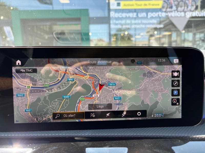 Mercedes-Benz A 180 Pack AMG | 2.0 D 116 CV | Boite auto | GPS | Toit ouvrant | Caméra | Carplay | Sièges Av chauffants - 24