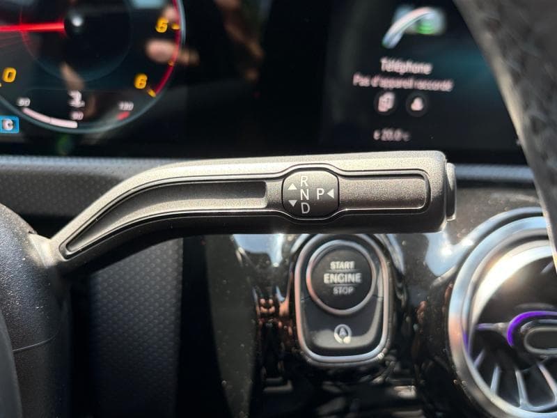 Mercedes-Benz A 180 Pack AMG | 2.0 D 116 CV | Boite auto | GPS | Toit ouvrant | Caméra | Carplay | Sièges Av chauffants - 22