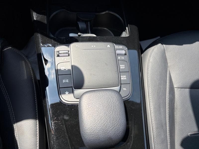 Mercedes-Benz A 180 Pack AMG | 2.0 D 116 CV | Boite auto | GPS | Toit ouvrant | Caméra | Carplay | Sièges Av chauffants - 28