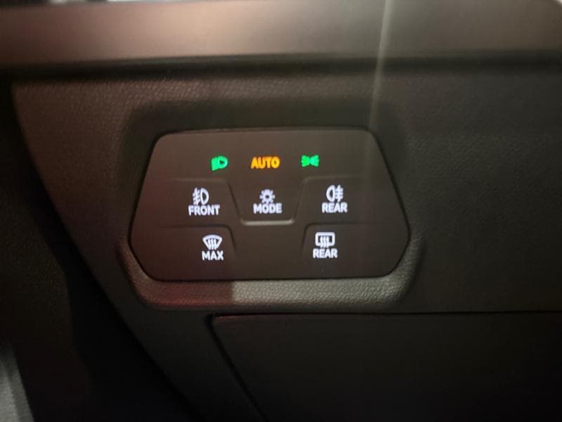 Cupra Leon Black Edition - 26