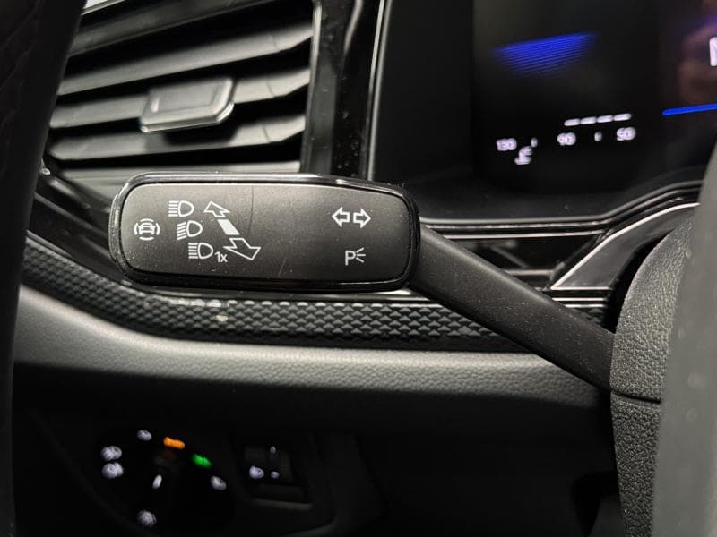 Volkswagen Taigo Life | 1.0 TSI 115 cv | Camera | Clim auto | Carplay | LED - 14