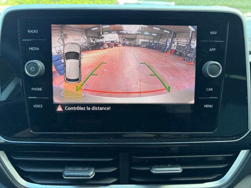 Volkswagen T-Roc R-line | 1.5 TSI 150cv | Caméra | Carplay | Sièges chauffants | Hayon electrique - 20