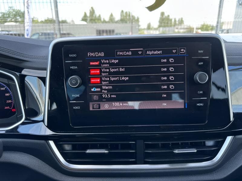 Volkswagen T-Roc R-line | 1.5 TSI 150ch | Caméra | Carplay | Jantes 19 | Coffre Electrique | - 27