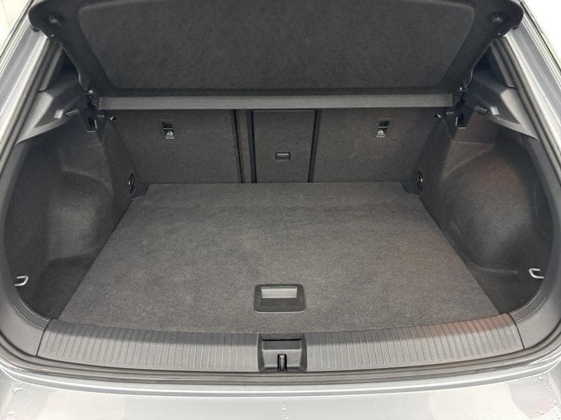 Volkswagen T-Roc R-line | 1.5 TSI 150ch | Caméra | Carplay | Jantes 19 | Coffre Electrique | - 17