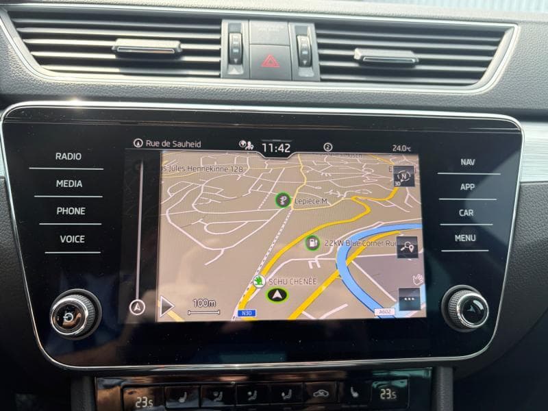 Skoda Superb Style | 2.0 TDI 150 CV | GPS | Caméra | Carplay | Capteurs Av/Ar | Attelage - 25