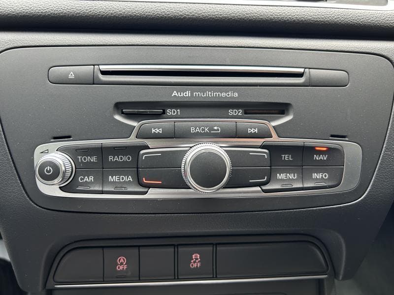 Audi Q3 Attraction | 2.0 TDI 120 CV | Boite auto | GPS | Attache remorque | Capt arr - 24