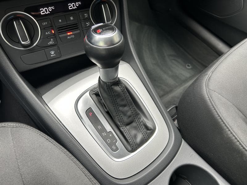 Audi Q3 Attraction | 2.0 TDI 120 CV | Boite auto | GPS | Attache remorque | Capt arr - 23