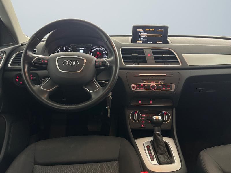 Audi Q3 Attraction | 2.0 TDI 120 CV | Boite auto | GPS | Attache remorque | Capt arr - 12