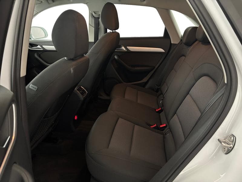 Audi Q3 Attraction | 2.0 TDI 120 CV | Boite auto | GPS | Attache remorque | Capt arr - 16