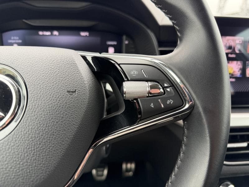 Skoda Kamiq Ambition | 1.0 TSI 95CV | GPS | Carplay | Capteurs Av/Ar | Clim auto - 25