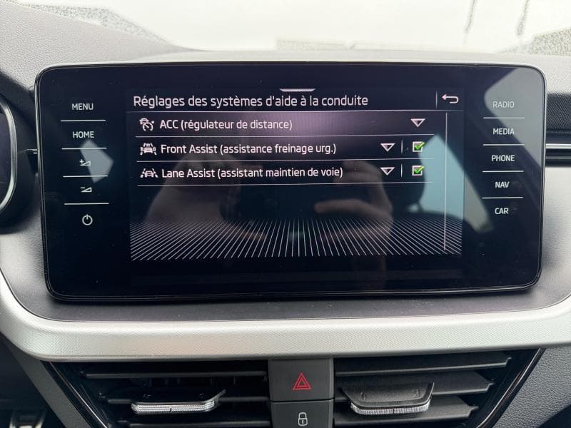 Skoda Kamiq Ambition | 1.0 TSI 95CV | GPS | Carplay | Capteurs Av/Ar | Clim auto - 19