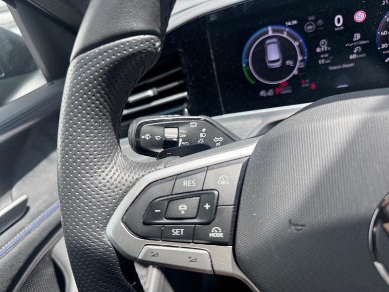 Volkswagen Passat R-Line | 1.5 Hybrid 204cv | Toit pano | carplay | Matrix Led - 15