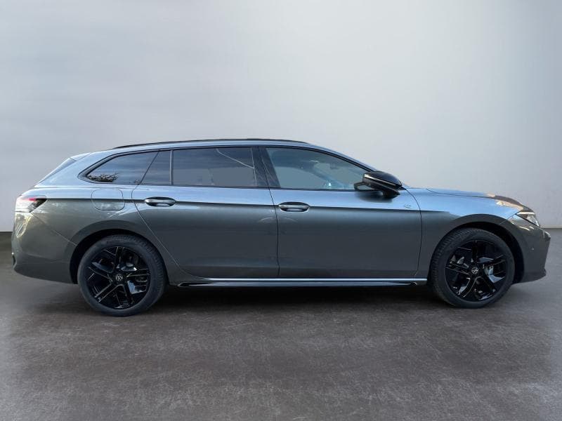 Volkswagen Passat R-Line | 1.5 Hybrid 204cv | Toit pano | carplay | Matrix Led - 7