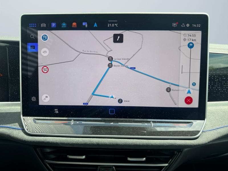 Volkswagen Passat R-Line | 1.5 Hybrid 204cv | Toit pano | carplay | Matrix Led - 21