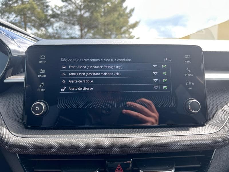 Skoda Fabia Selection | 1.0 TSI 115cv | CarPlay | Capteurs AR | Virtual Cockpit | Clim - 18