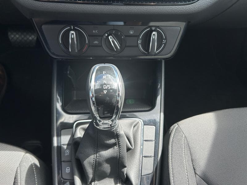 Skoda Fabia Selection | 1.0 TSI 115cv | CarPlay | Capteurs AR | Virtual Cockpit | Clim - 22