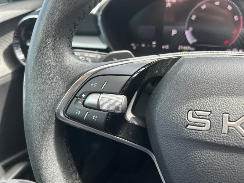 Skoda Fabia Selection | 1.0 TSI 115cv | CarPlay | Capteurs AR | Virtual Cockpit | Clim - 24