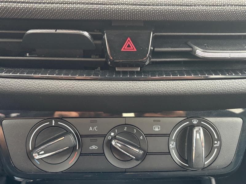 Skoda Fabia Selection | 1.0 TSI 115 CV | CAPTEUR ARR | CARPLAY | CLIM - 26