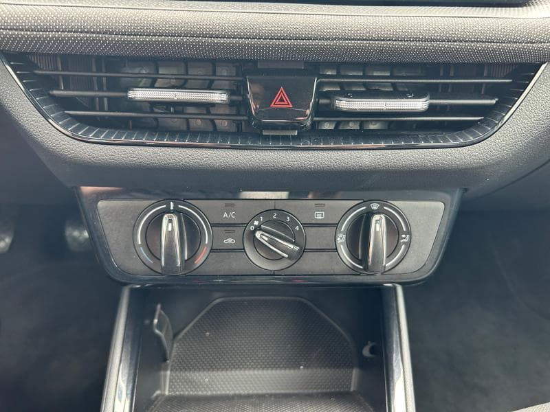 Skoda Fabia Selection | 1.0 TSI 95CV | Virtual Cockpit | Clim | Carplay | Capteurs AR - 20