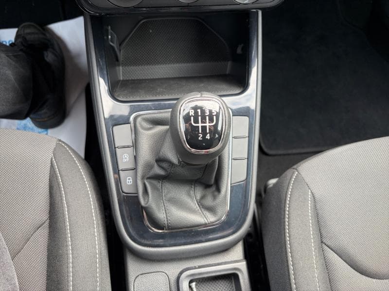Skoda Fabia Selection | 1.0 TSI 95 CV | CAPTEUR ARR | BLUETHOOT | CLIM - 26