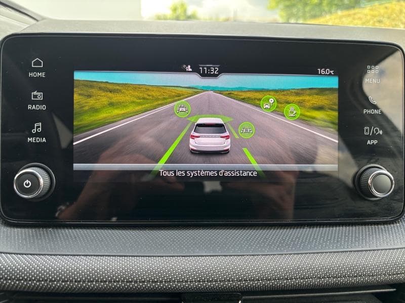 Skoda Fabia Selection | 1.0 TSI 95cv | Carplay | Clim | Capteur AR | Jantes Alu - 22