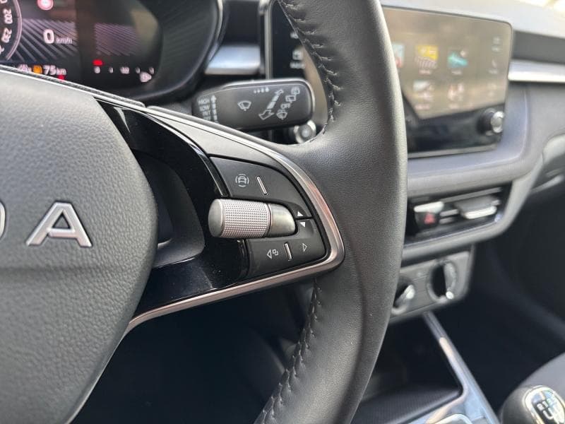 Skoda Fabia Selection | 1.0 TSI 95cv | Carplay | Clim | Capteur AR | Jantes Alu - 26