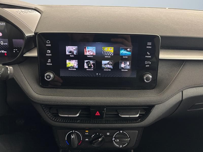 Skoda Fabia Selection | 1.0 TSI 95cv | Carplay | Clim | Capteur AR | Jantes Alu - 15