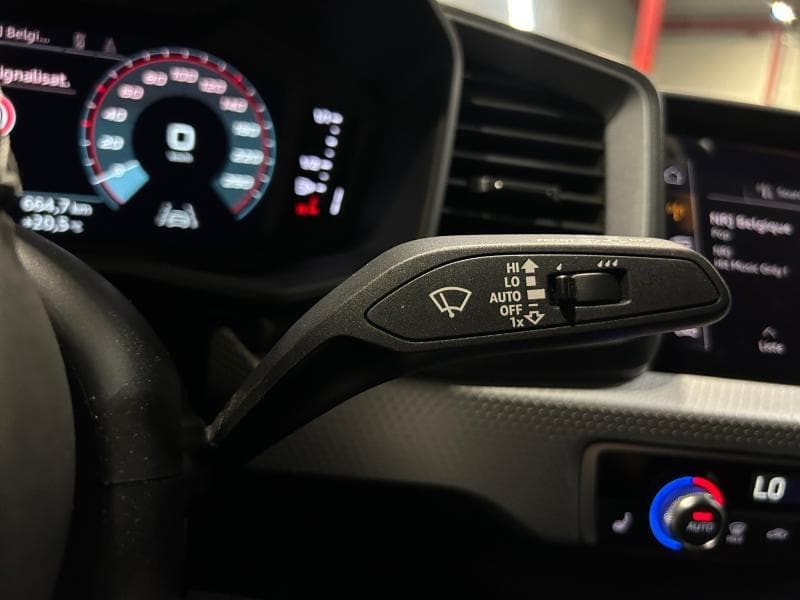 Audi A1 S-line Int/Ext | 1.0 TSI 95cv | Carplay | Virtual Cockpit | Sièges AV chauffants | Capteurs AV/AR - 27