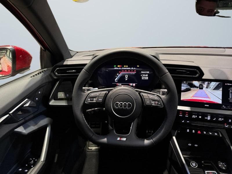 Audi A3 Sportback S-Line - 12