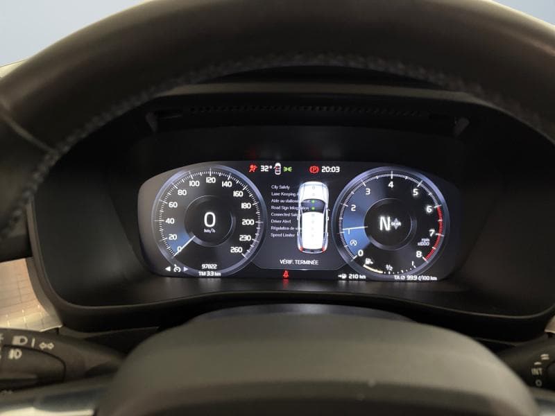 Volvo XC40 Momentum | 1.5i 129cv | Toit ouvrant | GPS | - 16