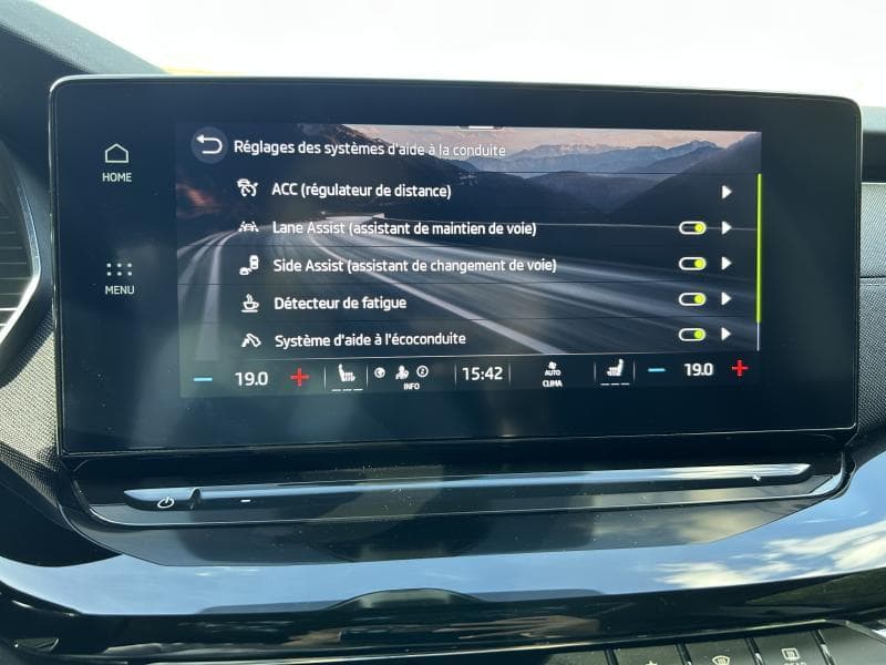Skoda Octavia IV Style | 2.0 TDI 150 CV | Camera | GPS | Carplay | Toit ouvrant et pano - 26