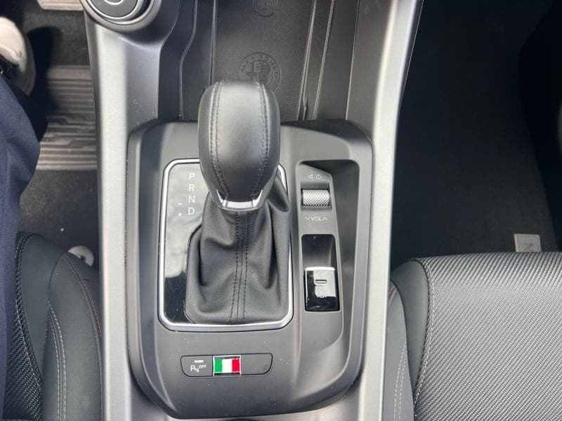 Alfa Romeo Tonale | 1.5 Essence 130CH | Boite auto | GPS | Capteurs Av/Ar | Clim auto | - 18