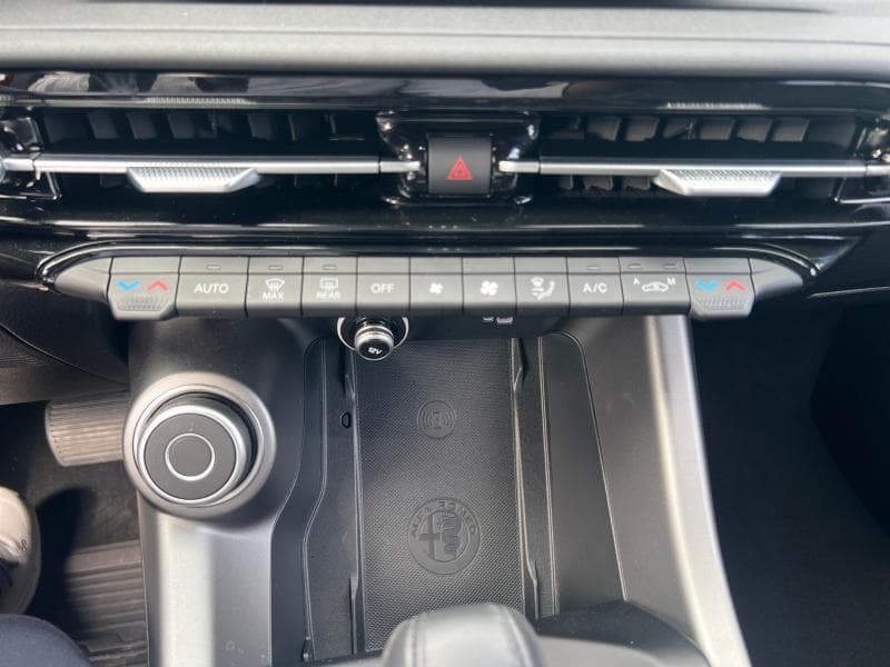 Alfa Romeo Tonale | 1.5 Essence 130CH | Boite auto | GPS | Capteurs Av/Ar | Clim auto | - 17