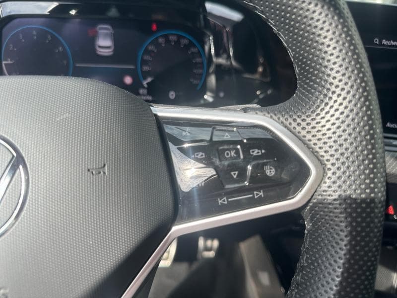 Volkswagen Golf R-Line | 1.5 TSI 150cv | Carplay | Caméra | GPS | Led Matrix - 19