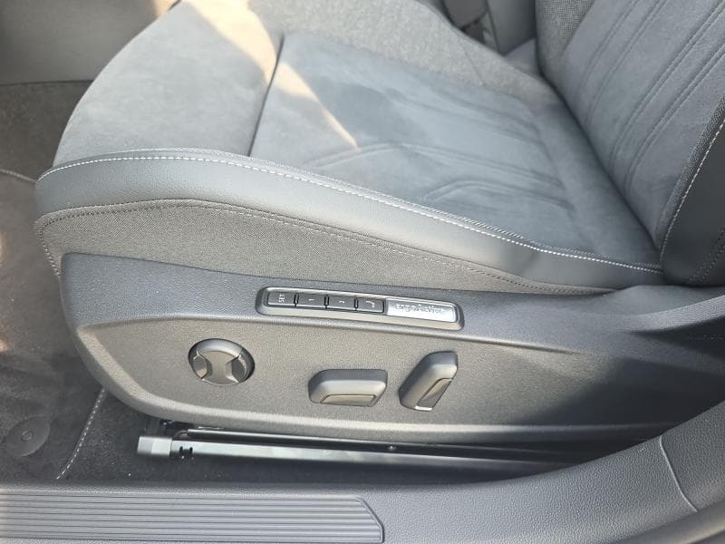 Volkswagen Golf Variant Style | 1.5 eTsi | Camera 360 | Toit Pano | Carplay | Attelage | - 14
