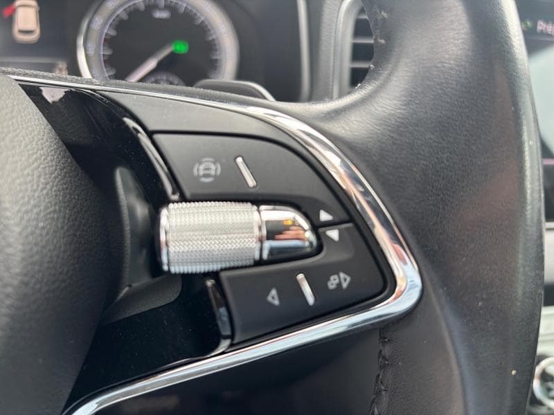 Skoda Karoq Ambition | 1.5 TSI 150 CV | GPS | Caméra | Carplay | Attelage | Capteurs Av/Ar - 21