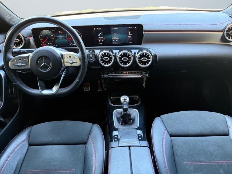 Mercedes-Benz CLA 180 Pack AMG | 1.3T 136cv | Carplay | Caméra | GPS | Capteurs Av+Ar - 12