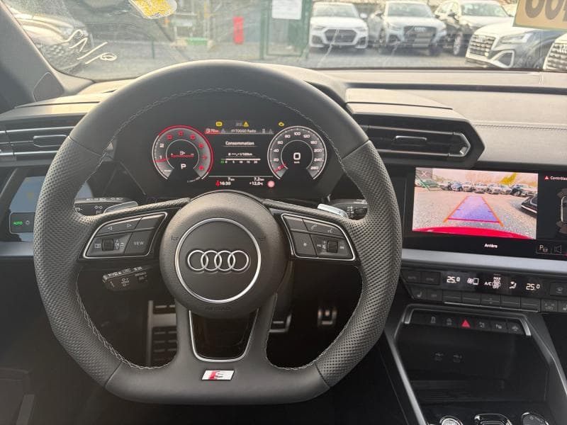 Audi A3 Sportback S-Line - 11