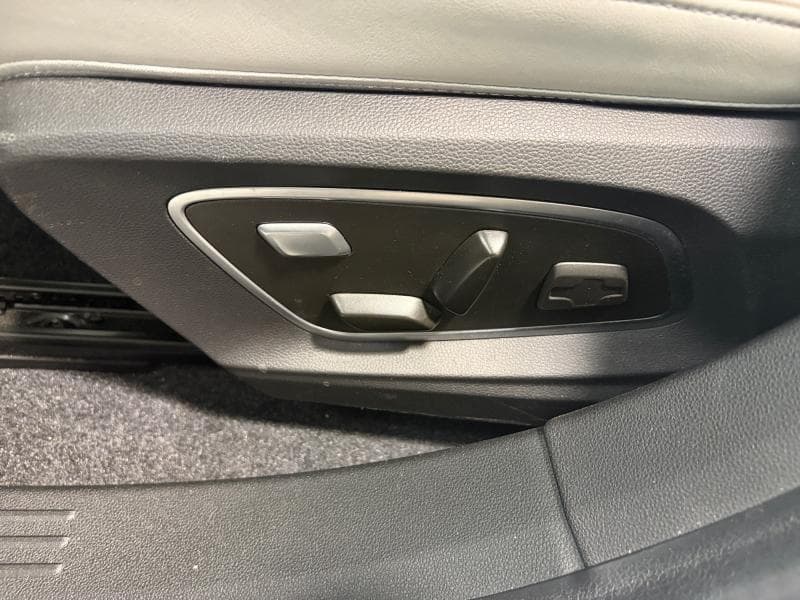 Renault Scenic E-Tech electric Iconic - 28