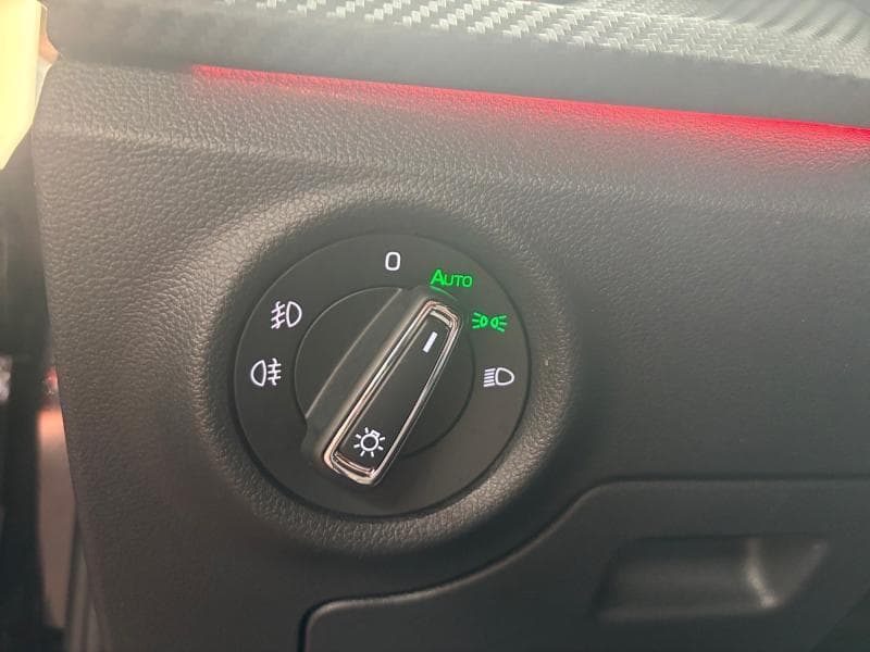 Skoda Kamiq Monte Carlo | 1.0 tsi 116cv | Boite auto | GPS | Caméra | Toit pano | Carplay | Capteurs Av/Ar | Clim auto - 26